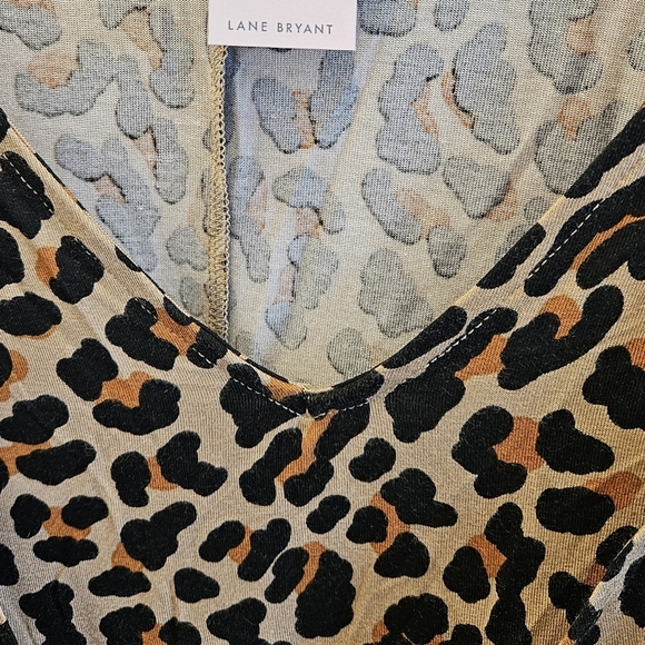 Lane Bryant Cheetah Leopard Top Plus Size NEW - Picture 2 of 6